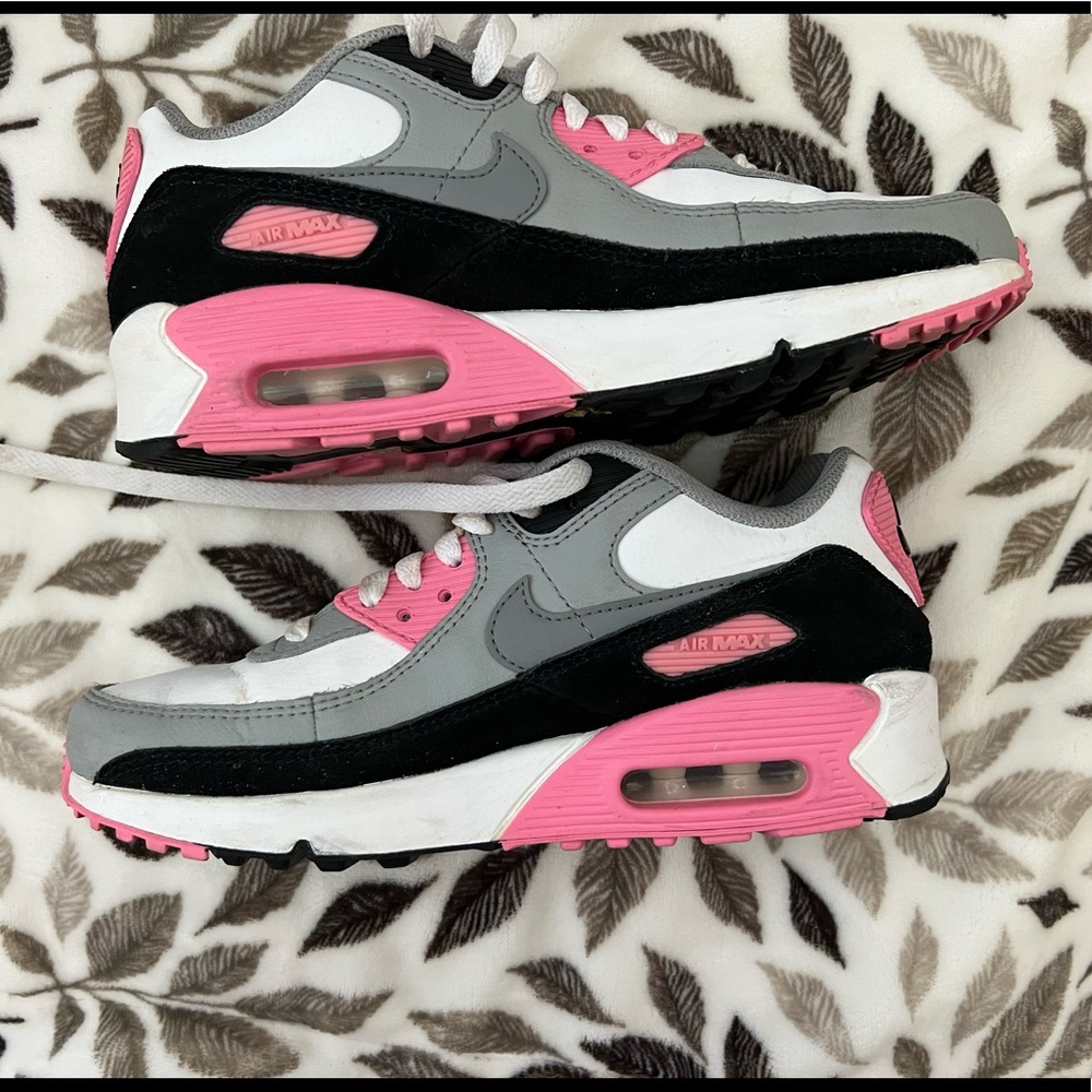Nike Air Max womens 6.5